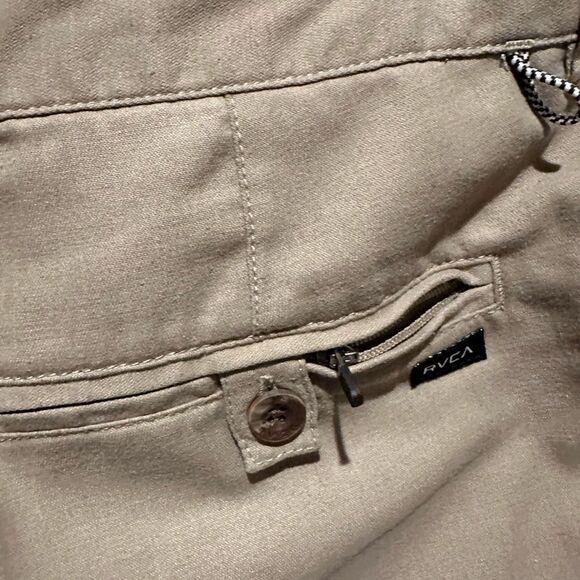 RVCA Men Tan Shorts Size 31 - Picture 8 of 10